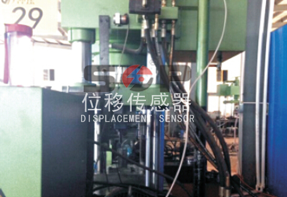 拉繩位移傳感器用于液壓系統